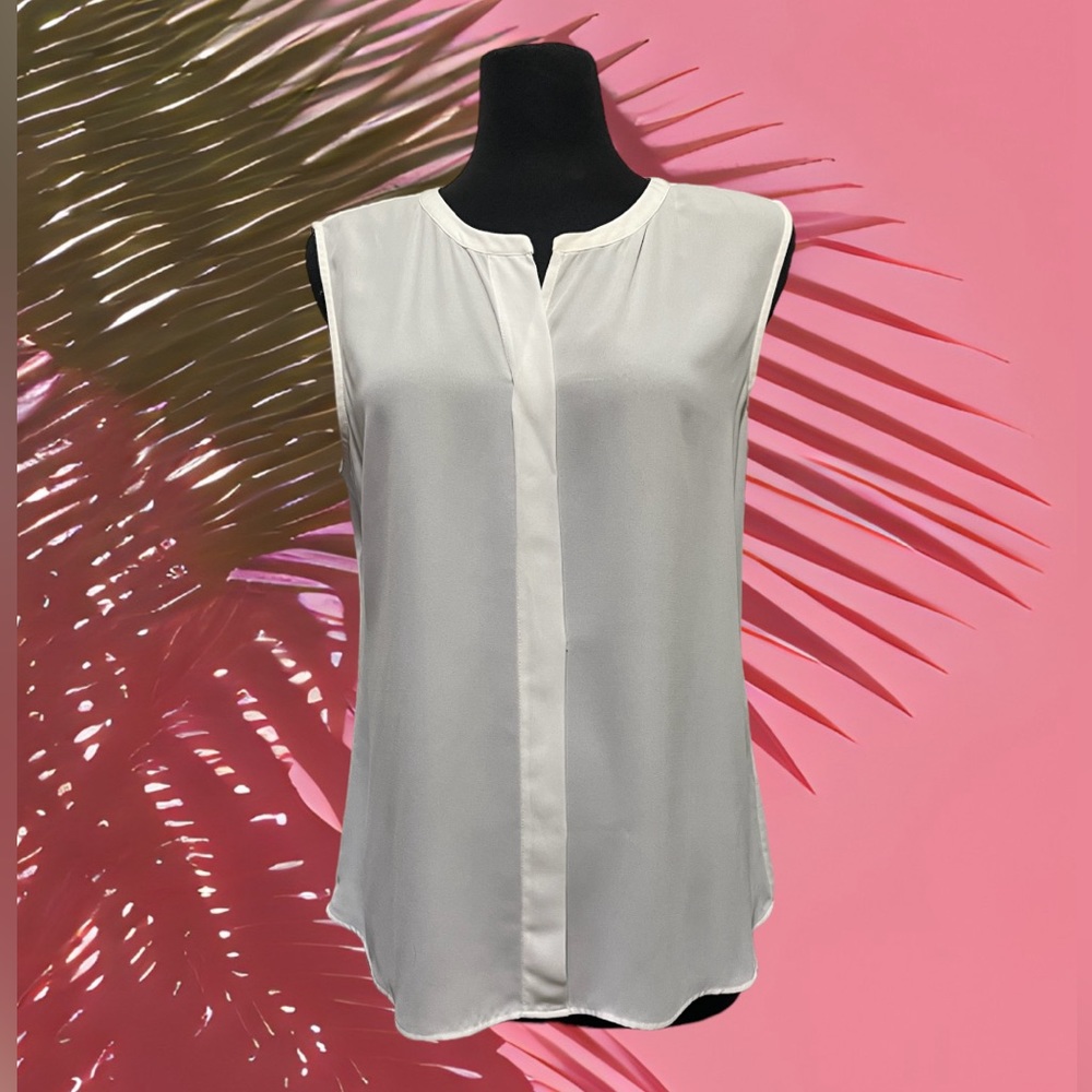 Chico’s Pleated Back Melanie Sleeveless Top‎